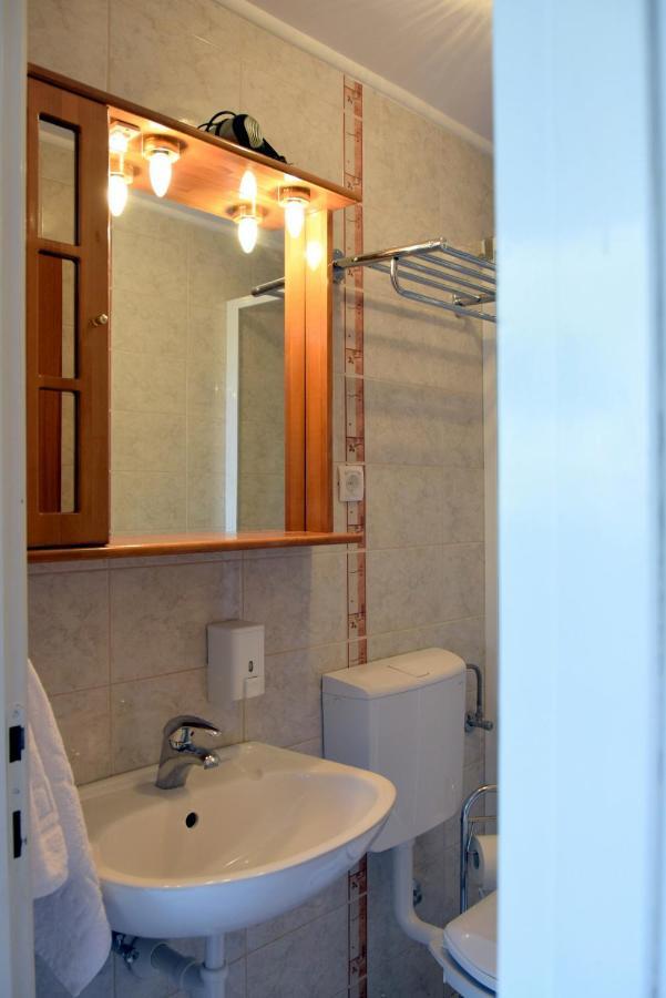 Miramar Gardenn Apartmment Банёл Экстерьер фото